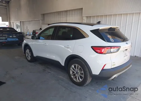 2021 Ford Escape Se z USA, uszkodzony, nr VIN 1FMCU0G68MUA92092